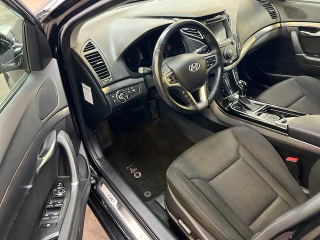 Hyundai i40 wagon 2.0 gdi business edition* 31-tgt-6 - afbeelding 15 van  17