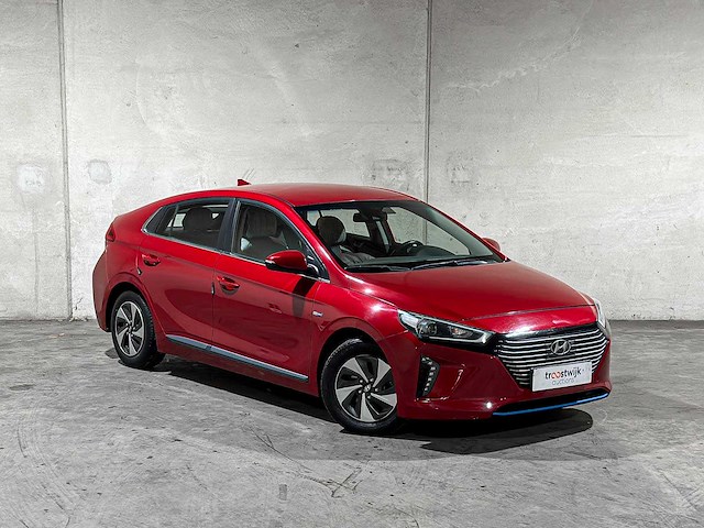 Hyundai ioniq 1.6 gdi comfort 141pk 2019 plug-in hyrbid (origineel-nl), xs-254-p - afbeelding 33 van  35
