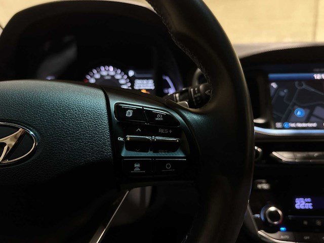 Hyundai ioniq 1.6 gdi comfort 141pk 2019 plug-in hyrbid (origineel-nl), xs-254-p - afbeelding 13 van  24