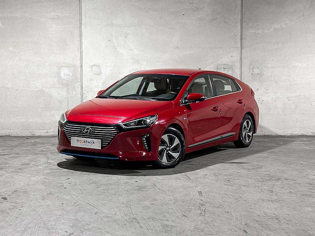 Hyundai ioniq 1.6 gdi comfort 141pk 2019 plug-in hyrbid (origineel-nl), xs-254-p - afbeelding 2 van  24