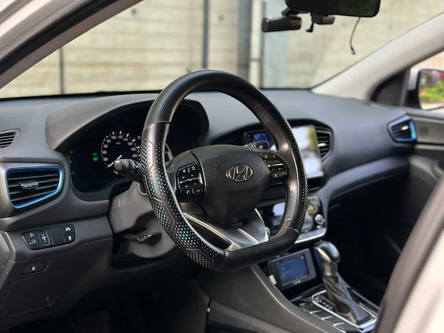 Hyundai ioniq 1.6 gdi i-motion 141pk 2018 (origineel-nl), rf-975-b - afbeelding 8 van  51
