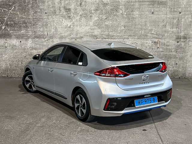 Hyundai ioniq 1.6 gdi i-motion 141pk 2018 (origineel-nl), rf-975-b - afbeelding 6 van  51