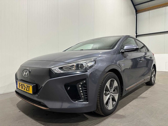 Hyundai ioniq comfort ev t-173-zt - afbeelding 18 van  20