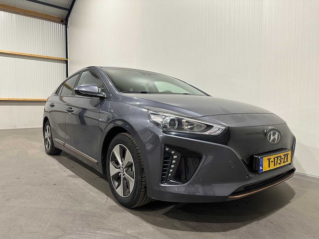 Hyundai ioniq comfort ev t-173-zt - afbeelding 16 van  20