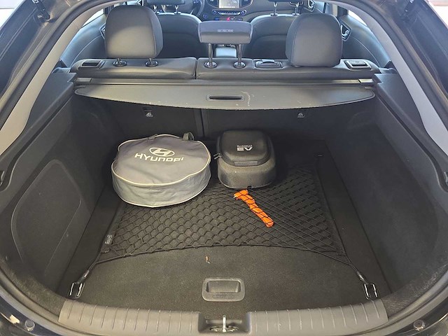 Hyundai ioniq premium ev 2018 | tb-852-l - afbeelding 18 van  31
