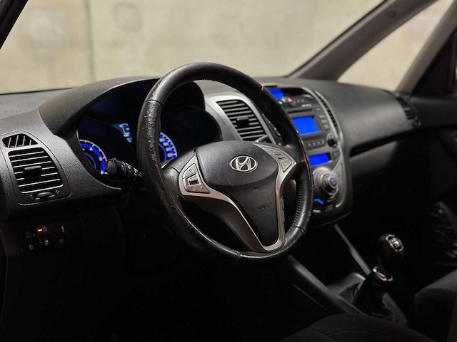 Hyundai ix20 1.4 crdi i-vision 90pk 2012 (origineel-nl), 77-xsj-2 - afbeelding 8 van  58