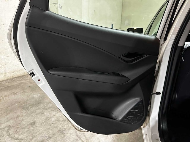 Hyundai ix20 1.4 crdi i-vision 90pk 2012 (origineel-nl), 77-xsj-2 - afbeelding 24 van  58