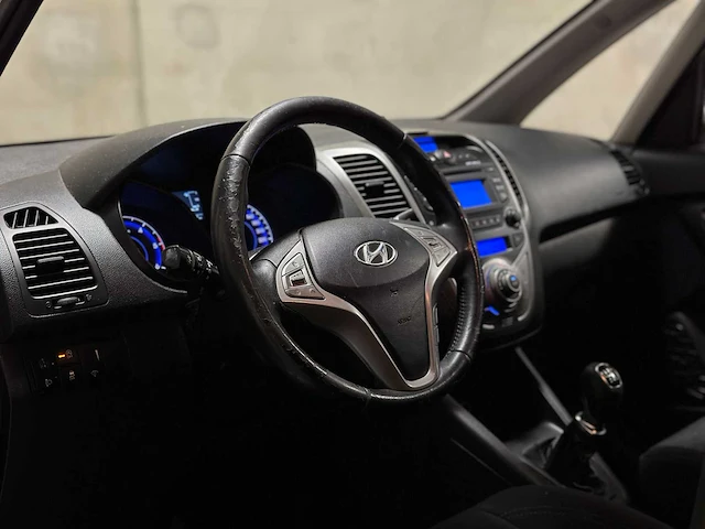 Hyundai ix20 1.4 crdi i-vision 90pk 2012 (origineel-nl), 77-xsj-2 - afbeelding 37 van  42