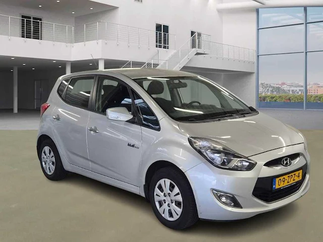 Hyundai ix20 1.4i i-motion* 09-zpz-4 - afbeelding 8 van  14