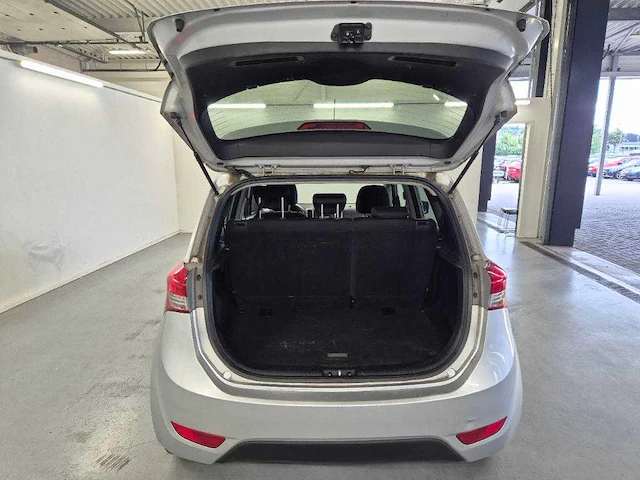 Hyundai ix20 1.4i i-motion* 09-zpz-4 - afbeelding 10 van  14