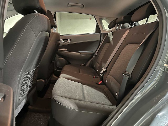 Hyundai kona 1.6 gdi hev fashion 141pk 2022 (origineel-nl+1e eigenaar), p-421-lj - afbeelding 28 van  43