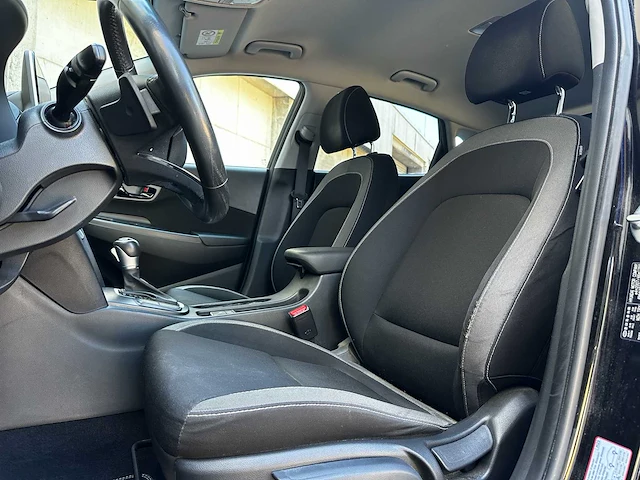 Hyundai kona 1.6 gdi twist dct 5d 77 kw 141pk 2020 - afbeelding 24 van  40