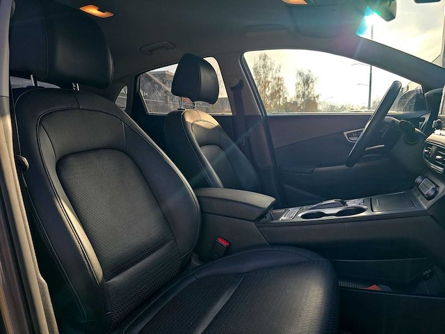 Hyundai kona ev premium 64 kwh 2019 | g-909-bb - afbeelding 24 van  32