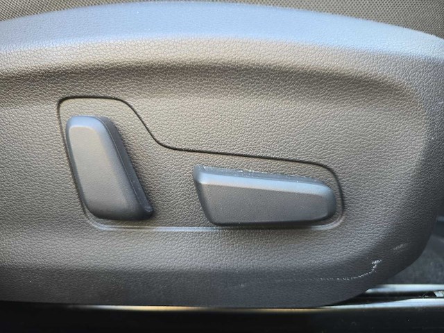 Hyundai kona ev premium 64 kwh 2019 | g-909-bb - afbeelding 25 van  32