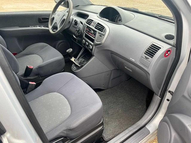 Hyundai matrix - 1.6i active,62-pt-bn - afbeelding 6 van  15