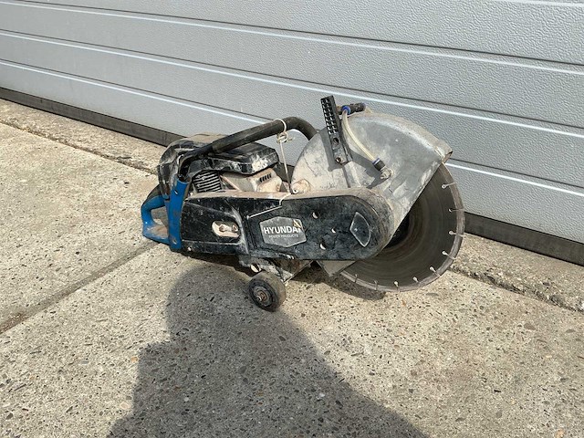 Hyundai power cutter 2400w asfalt en betonzaag - afbeelding 1 van  5
