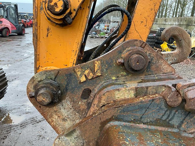 Hyundai robex 180lc-3 rupsgraafmachine - afbeelding 9 van  44