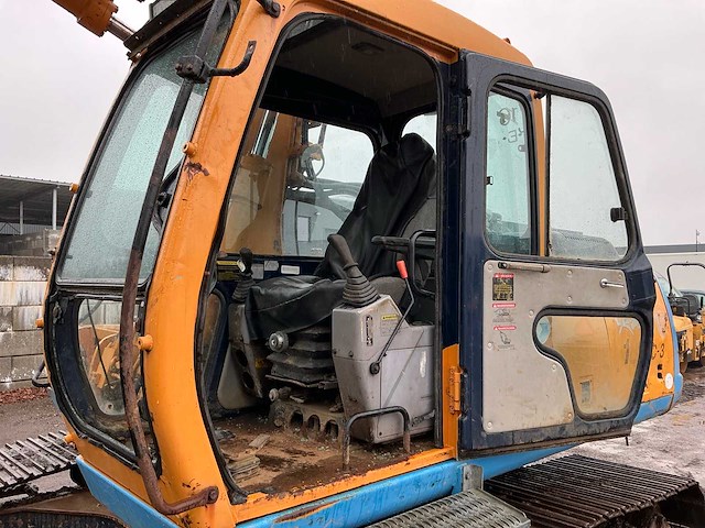 Hyundai robex 180lc-3 rupsgraafmachine - afbeelding 16 van  46