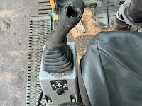 Hyundai robex 180lc-3 rupsgraafmachine - afbeelding 26 van  46
