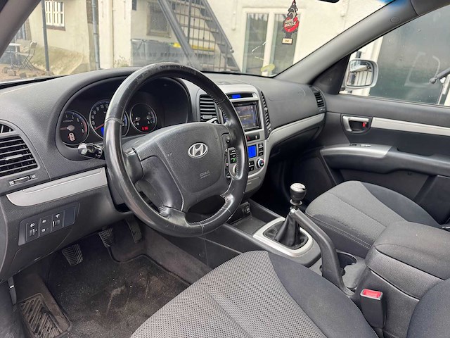 Hyundai santa fe 2.7i v6 freestyle 77-jjk-3 - afbeelding 7 van  18