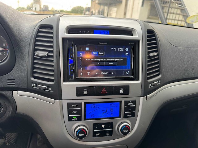 Hyundai santa fe 2.7i v6 freestyle 77-jjk-3 - afbeelding 9 van  18