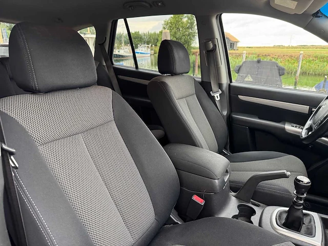 Hyundai santa fe 2.7i v6 freestyle * , 77-jjk-3 - afbeelding 16 van  18