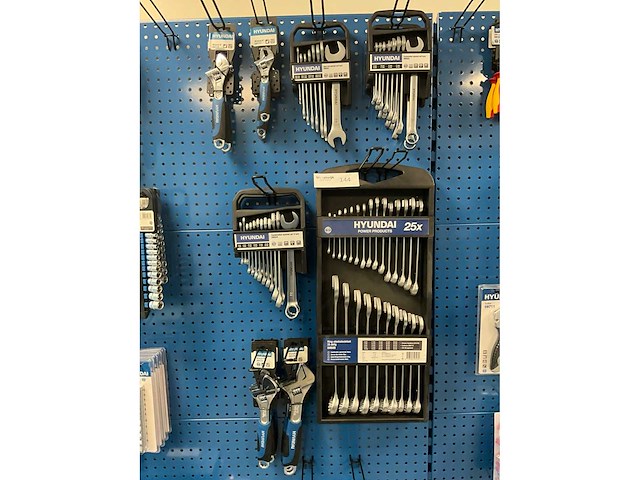 Hyundai steek, moer- en ringsleutel (16x) - afbeelding 2 van  6