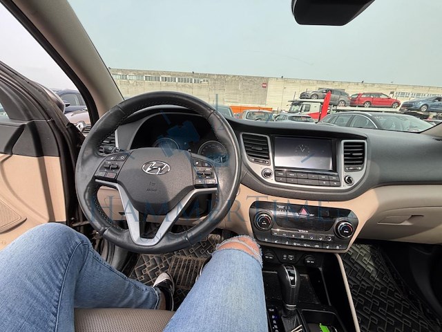 Hyundai tucson 1.6 t-gdi 4wd executive dct 177 at, 2017 - afbeelding 8 van  35