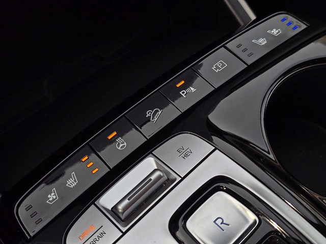 Hyundai tucson 1.6 t-gdi plug-in hybrid prime 4wd | 02-53-40 - afbeelding 44 van  48