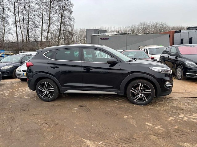 Hyundai tucson 1.7 crdi comfort 2018 | th-665-h - afbeelding 9 van  12
