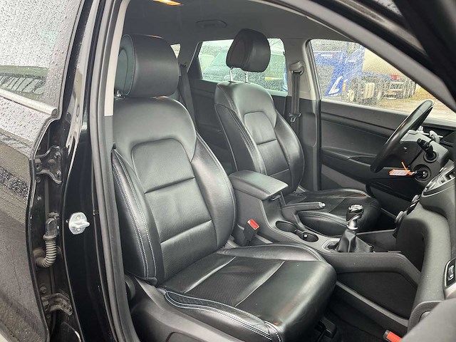 Hyundai tucson 1.7 crdi comfort 2018 | th-665-h - afbeelding 18 van  24