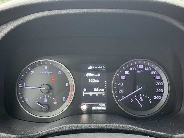 Hyundai tucson 1.7 crdi comfort 2018 | th-665-h - afbeelding 23 van  24