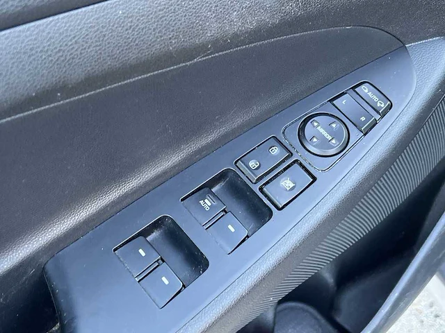 Hyundai tucson 1.7 crdi comfort | th-665-h - afbeelding 20 van  20