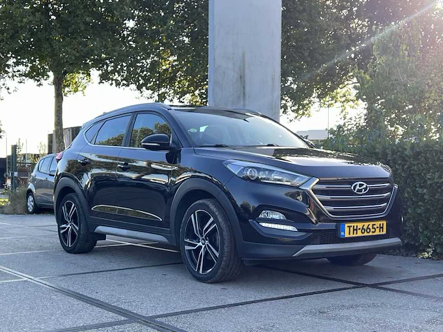 Hyundai tucson 1.7 crdi comfort | th-665-h - afbeelding 11 van  20