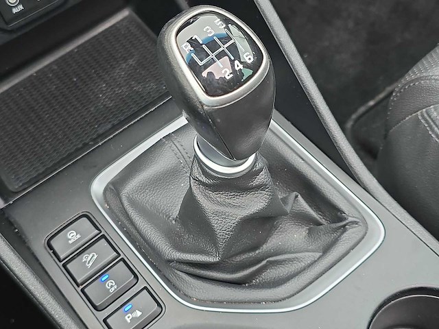 Hyundai tucson 2.0 crdi premium 2016 | sf-382-l - afbeelding 19 van  35