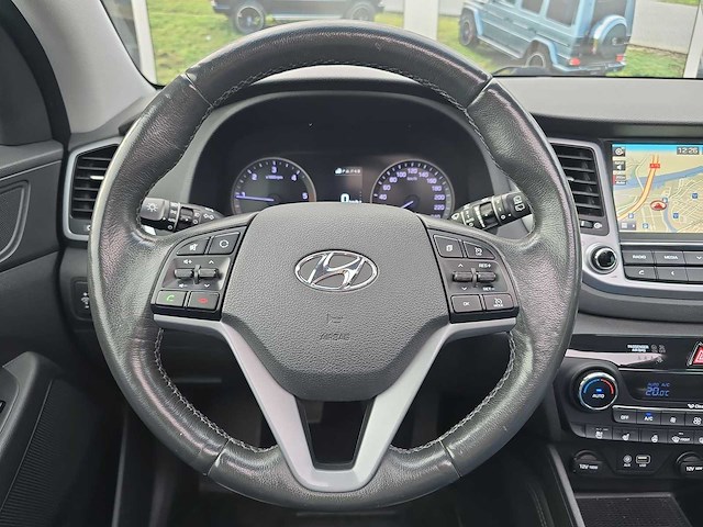 Hyundai tucson 2.0 crdi premium 2016 | sf-382-l - afbeelding 9 van  36