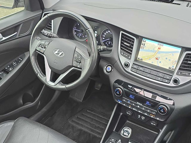 Hyundai tucson 2.0 crdi premium 2016 | sf-382-l - afbeelding 10 van  36