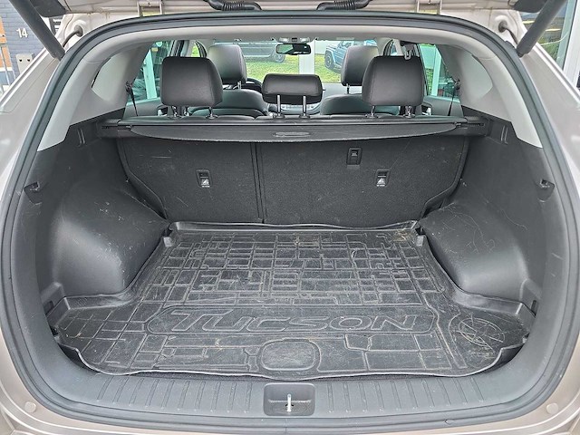 Hyundai tucson 2.0 crdi premium 2016 | sf-382-l - afbeelding 20 van  36