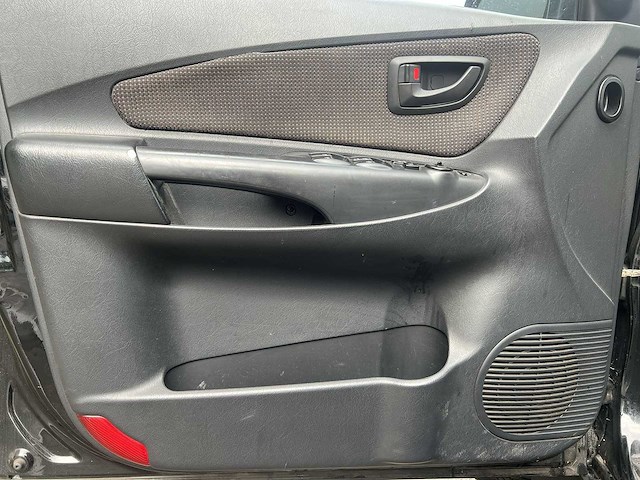 Hyundai tucson 2.0i dynamic executive | 25-gtr-1 - afbeelding 14 van  24