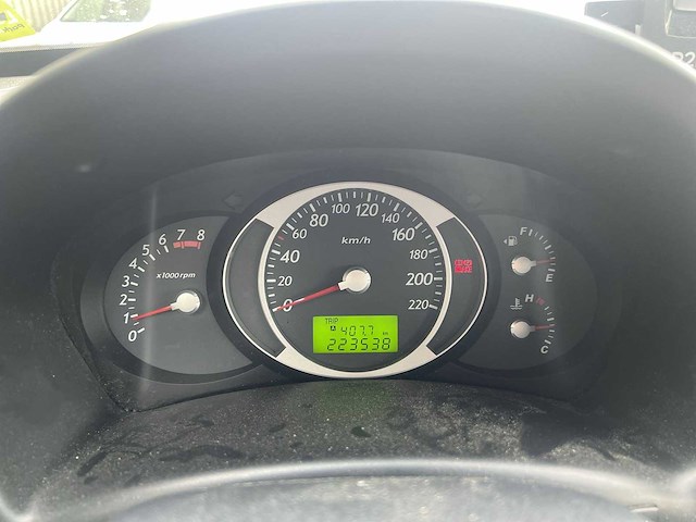 Hyundai tucson 2.0i dynamic executive | 25-gtr-1 - afbeelding 15 van  24