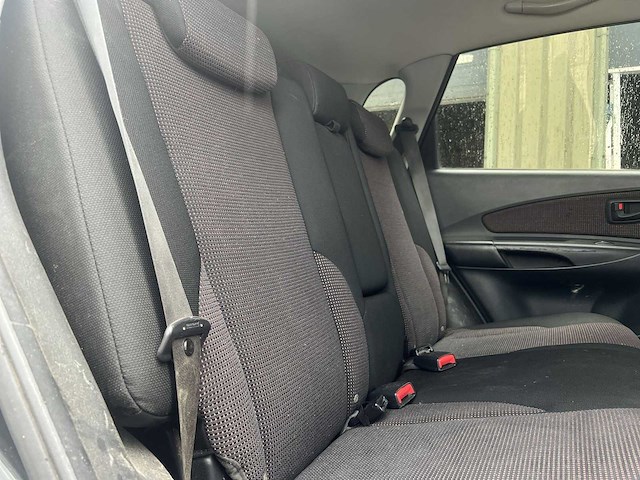 Hyundai tucson 2.0i dynamic executive | 25-gtr-1 - afbeelding 22 van  24