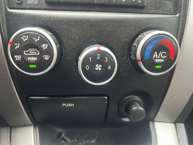 Hyundai tucson 2.0i dynamic executive | 25-gtr-1 - afbeelding 21 van  34