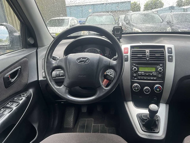 Hyundai tucson 2.0i dynamic executive | 25-gtr-1 - afbeelding 29 van  34