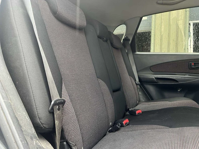 Hyundai tucson 2.0i dynamic executive | 25-gtr-1 - afbeelding 32 van  34