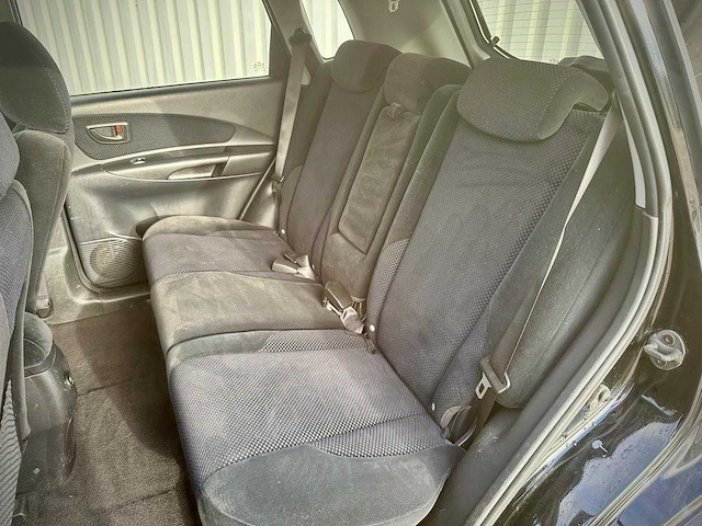 Hyundai tucson 2.0i style, 04-xr-lr - afbeelding 11 van  12