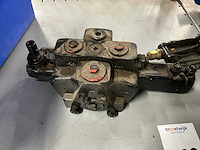 Hyva sds 180 hydraulisch richtingsventiel - afbeelding 3 van  4