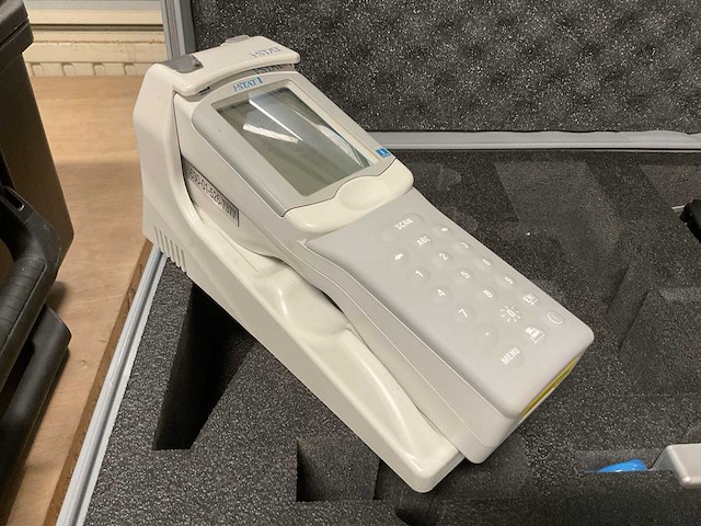 I-stat mn300 analyzer - afbeelding 1 van  6