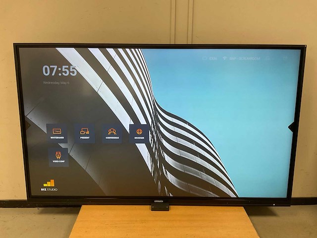 I3 touch (ex86) 86”, 3840x2160 (uhd) ips-ads - interactive touchscreen display - afbeelding 1 van  6
