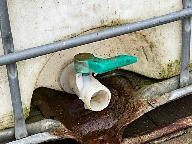 Ibc container / watercontainer / vloeistofcontainer - afbeelding 7 van  7