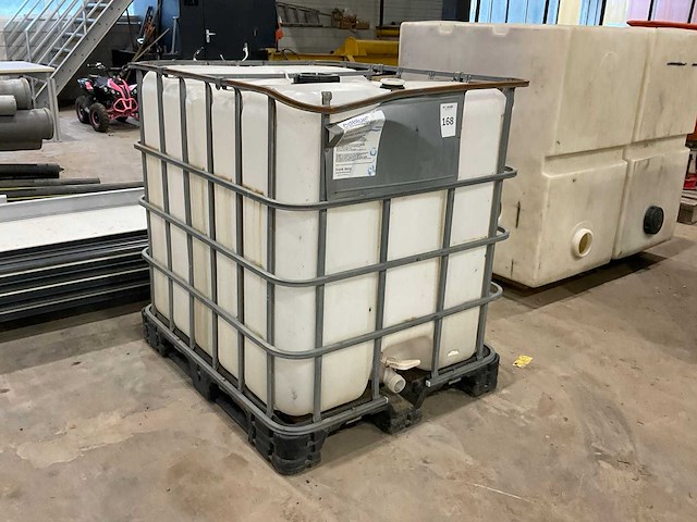 Ibc container - afbeelding 1 van  2